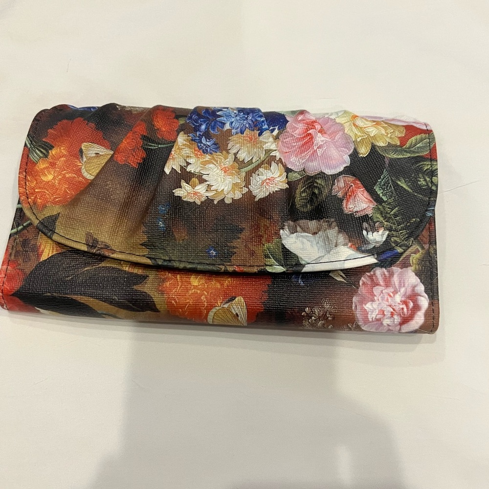 Kenneth Cole womens wallet